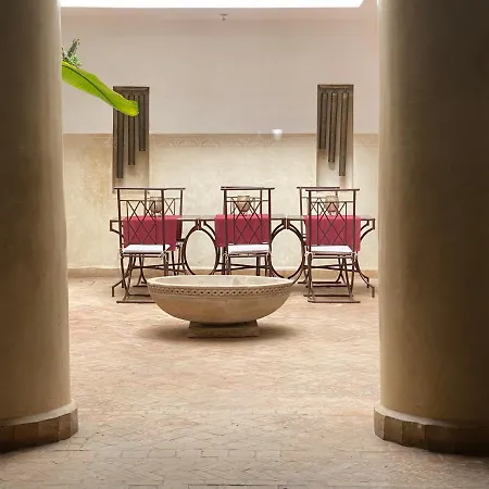 Magnifique Riad dans la médina Marrakesh Extérieur photo